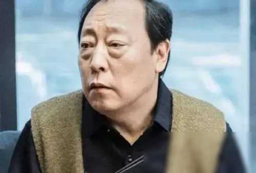 59岁倪大红因丑爆红意外揭秘与倪萍的关系