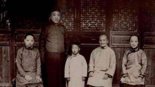 鲁迅的两个弟弟周作人与周建人感情如何