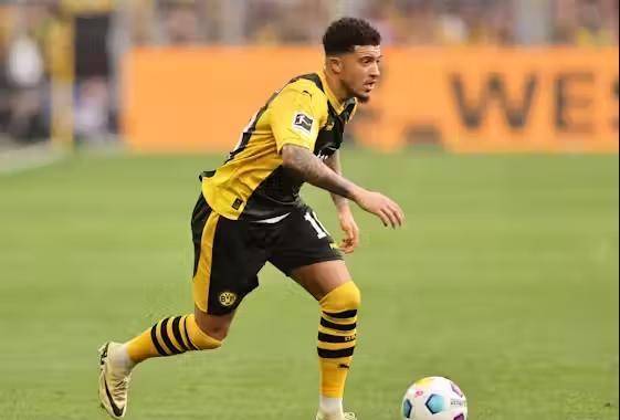 欧冠四分之一决赛:巴黎,巴萨顶级射手对决,桑乔决定__