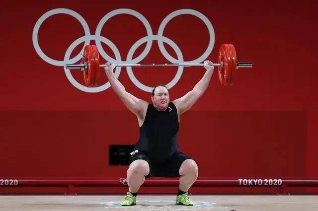 无论如何,凯文·约翰逊的胜利已经成为了世界举重界的一个重要里程碑