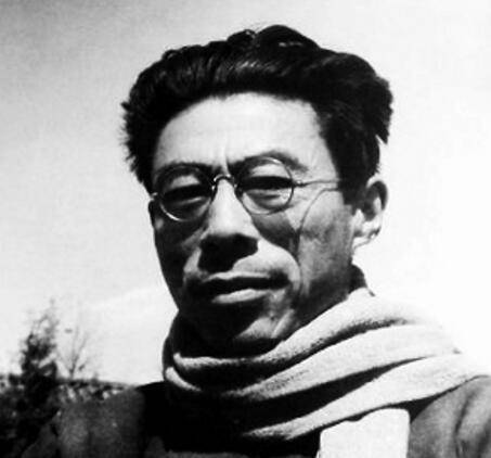 他不满包办婚姻,妻子这样做,他改变心意,两人先结婚后恋爱_闻一多