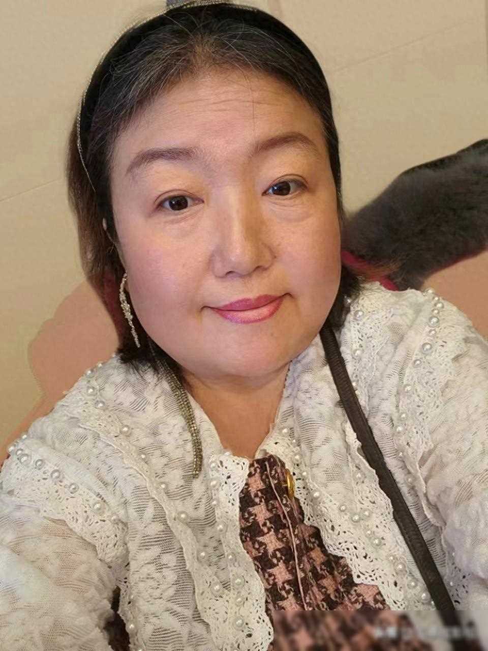 恭喜崔佳入围第六届中外影视歌曲选拔赛获得参赛资格