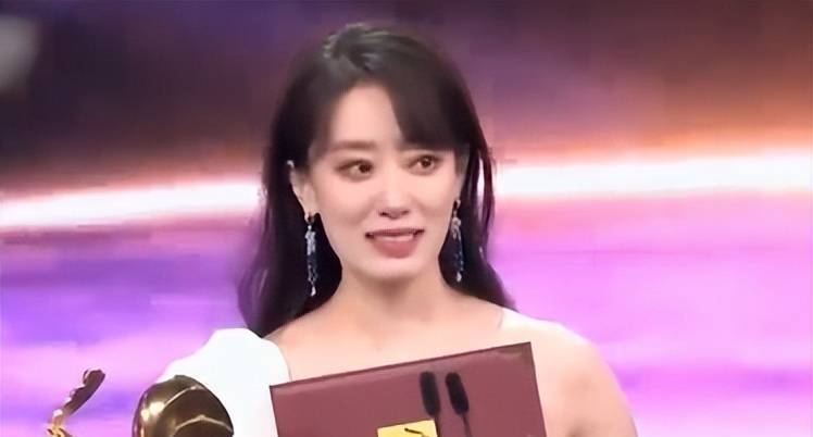 原创孙茜回应粉丝自己和张小斐的关系是节目效果不是真实情况
