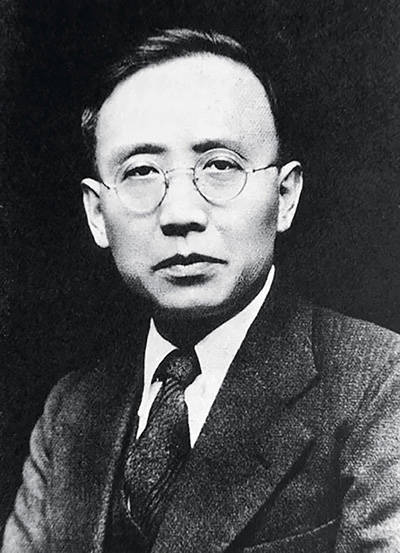 郭沫若永远在创作的戎马书生