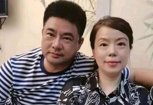 原创错换富商舅舅力挺郭威名校出门有自己公司身份不凡