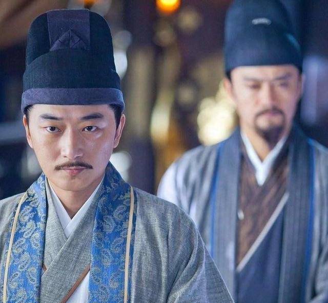 金老汉来到他家,他看到王家真在祭祀.金老汉问这是为何?王生说:"