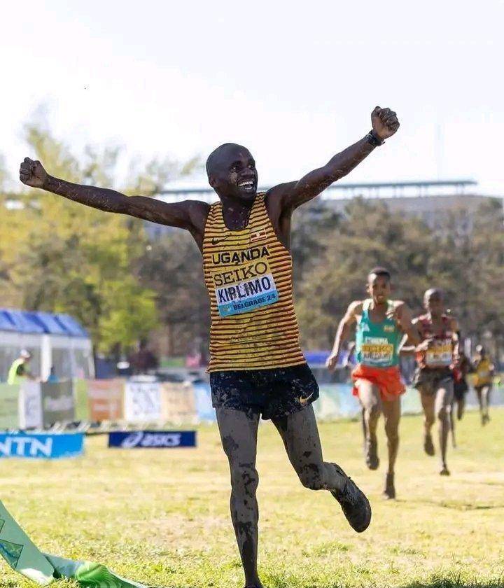 现年23岁的基普利莫,是巴黎奥运会10000米夺金热门.