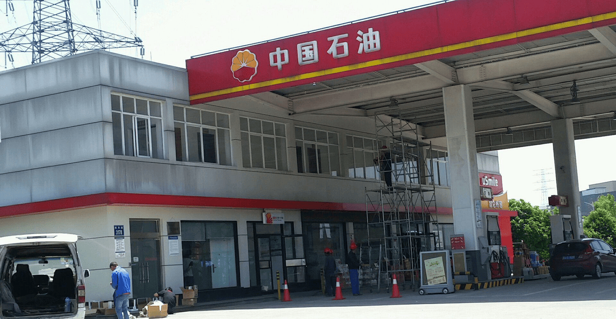 汽车加油的"3大谎言",骗了国人十几年,加油站老员工说漏嘴