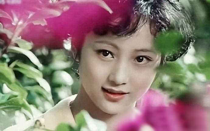 最美西施董智芝近照曝光如今62岁相貌变化大帅气丈夫