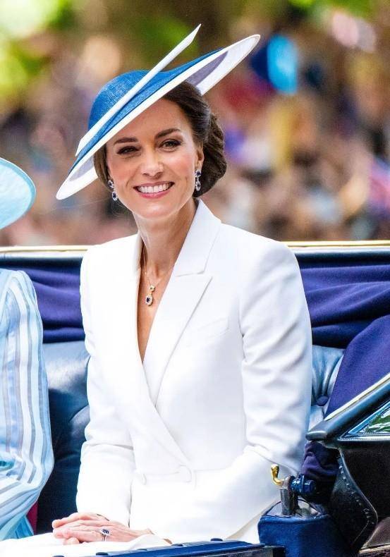 "我们都度过了一段美好的时光,尤其是路易斯……"凯特王妃这样表示