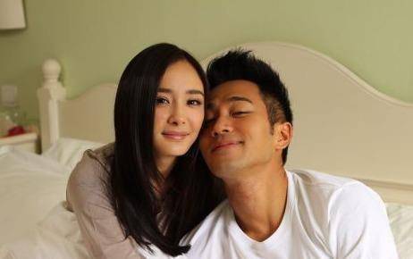 当年刘恺威也是哄着杨幂在房间对剧本了吧