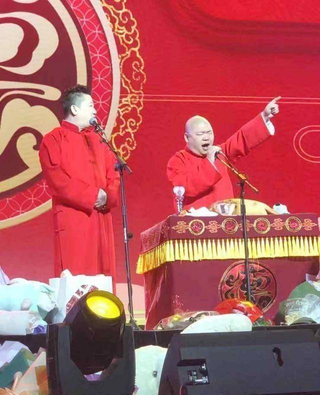 的捧哏们,郎鹤炎阎鹤祥年近四十,郭德纲教徒有道_相声_搭档_张鹤伦