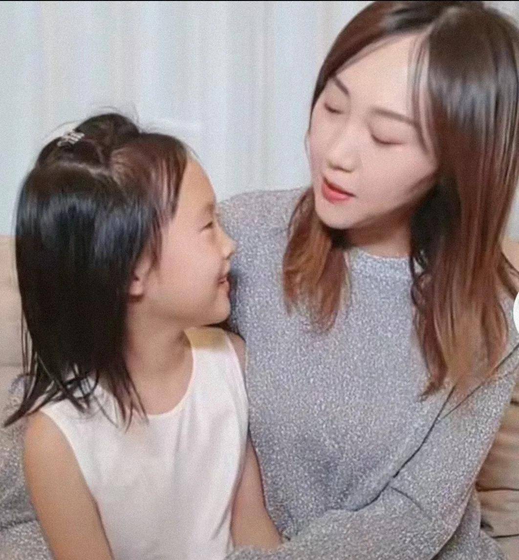 5位英俊潇洒男星,娶"丑妻"当宝,真爱面前颜值只能靠边站_张宇_何政军