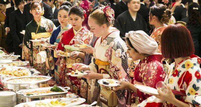 此人是日本历史上的贵族仅用一个特长吸引了上千女性