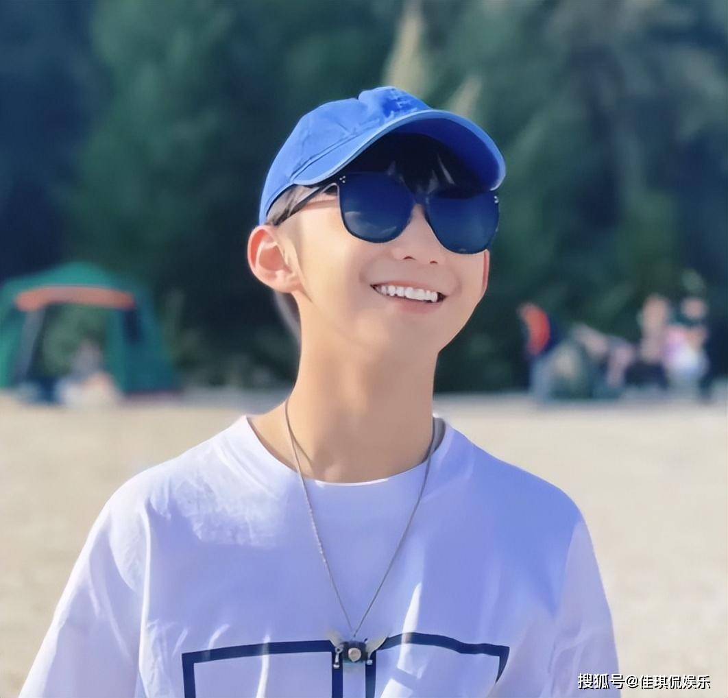 原创笑死我了傅首尔前老公和张硕同居了两个参加同一个节目的男人