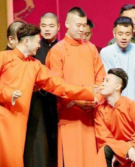 需要反思的不仅是郭德纲,还有演员和粉丝_网络_张云雷_发展