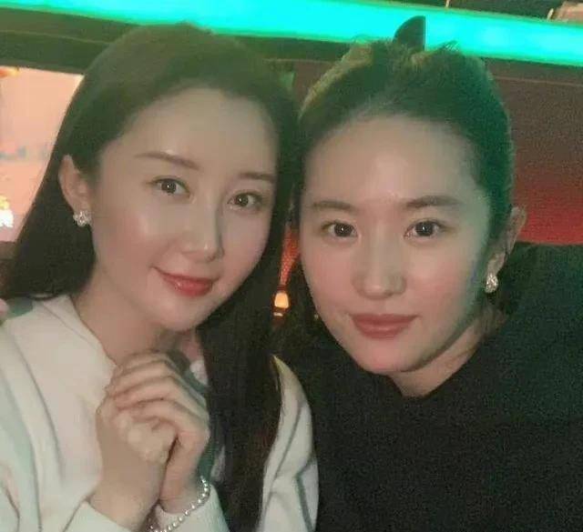 原创四对娱乐圈的神仙友谊刘亦菲舒畅令人惊讶而他们却让人意难平