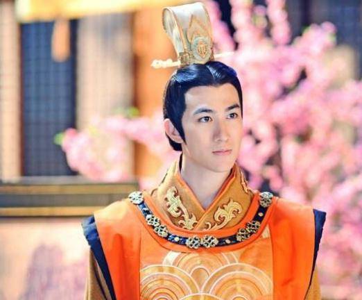 更过分,登基为帝后贪图美色,强娶了正统的皇太后_刘渊时_刘聪_儿子