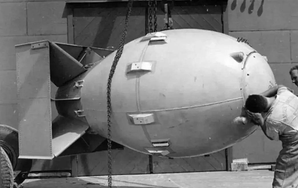 原创又来吓人美国用核武器保护日本核弹危害多大中国多少枚