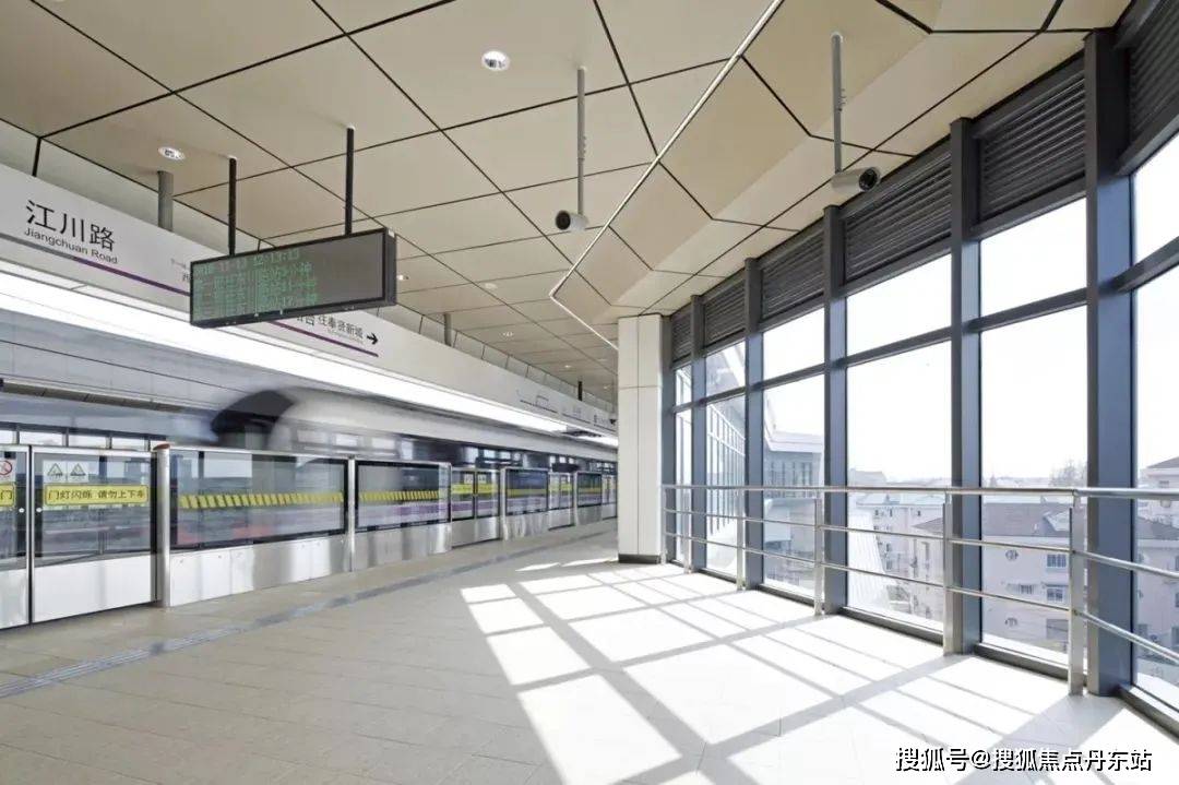 满天星生活广场,马桥万达等,地铁2站可直达龙湖闵行天街