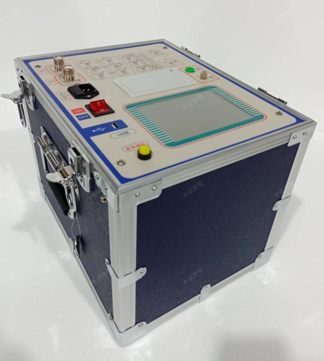不拆除cvt高压引线的情况下正确测量cvt的介质损耗值和电容值自激电源