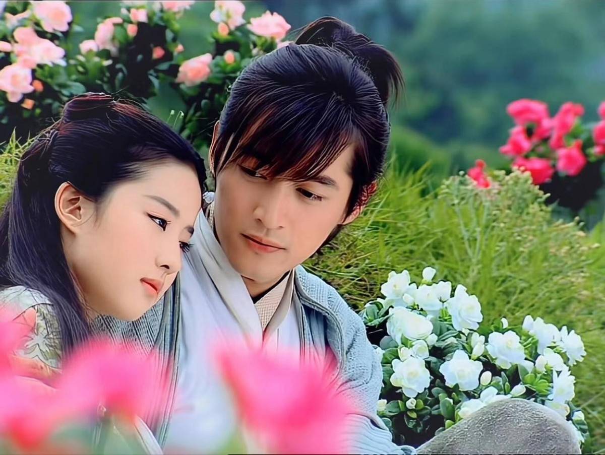 看看这些角色对比就知道_刘亦菲_赵灵儿_演技