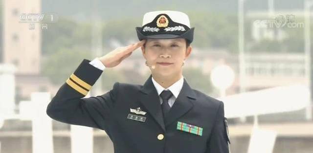 原创韦慧晓18岁考入南大23岁进华为44岁成为中国海军首位女舰长