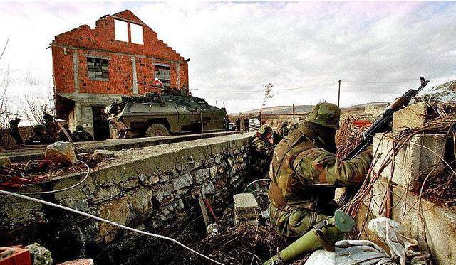 原创科索沃战争回顾无法忘记被轰炸的使馆缅怀牺牲的烈士