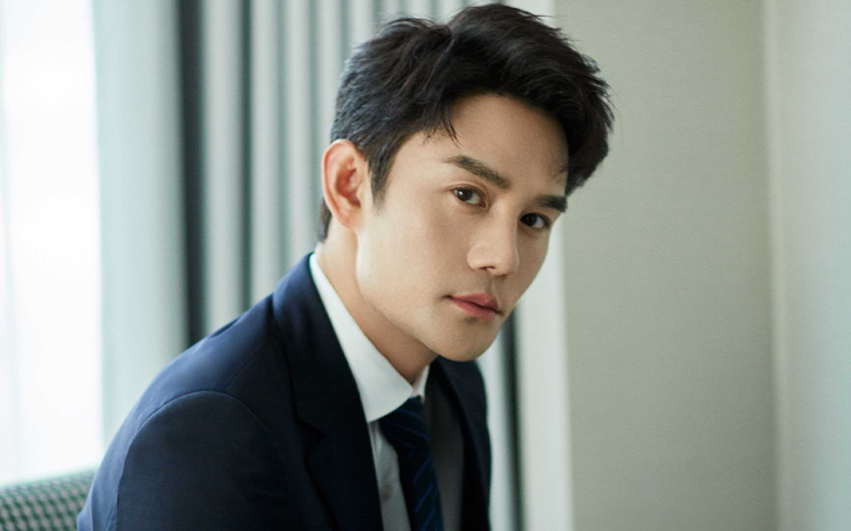 王凯回应被讨债事件仝卓工作室要求高源退钱并曝光偷税行为