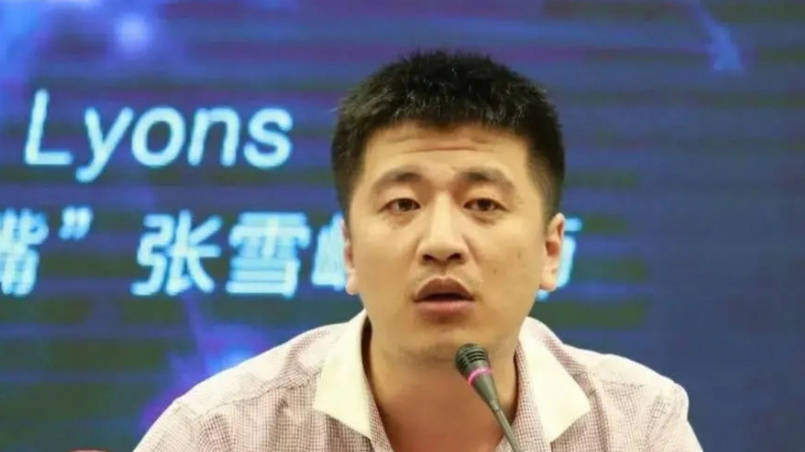 原创张雪峰如果家境一般考研费劲出国没钱有一个就业偏方确实好用