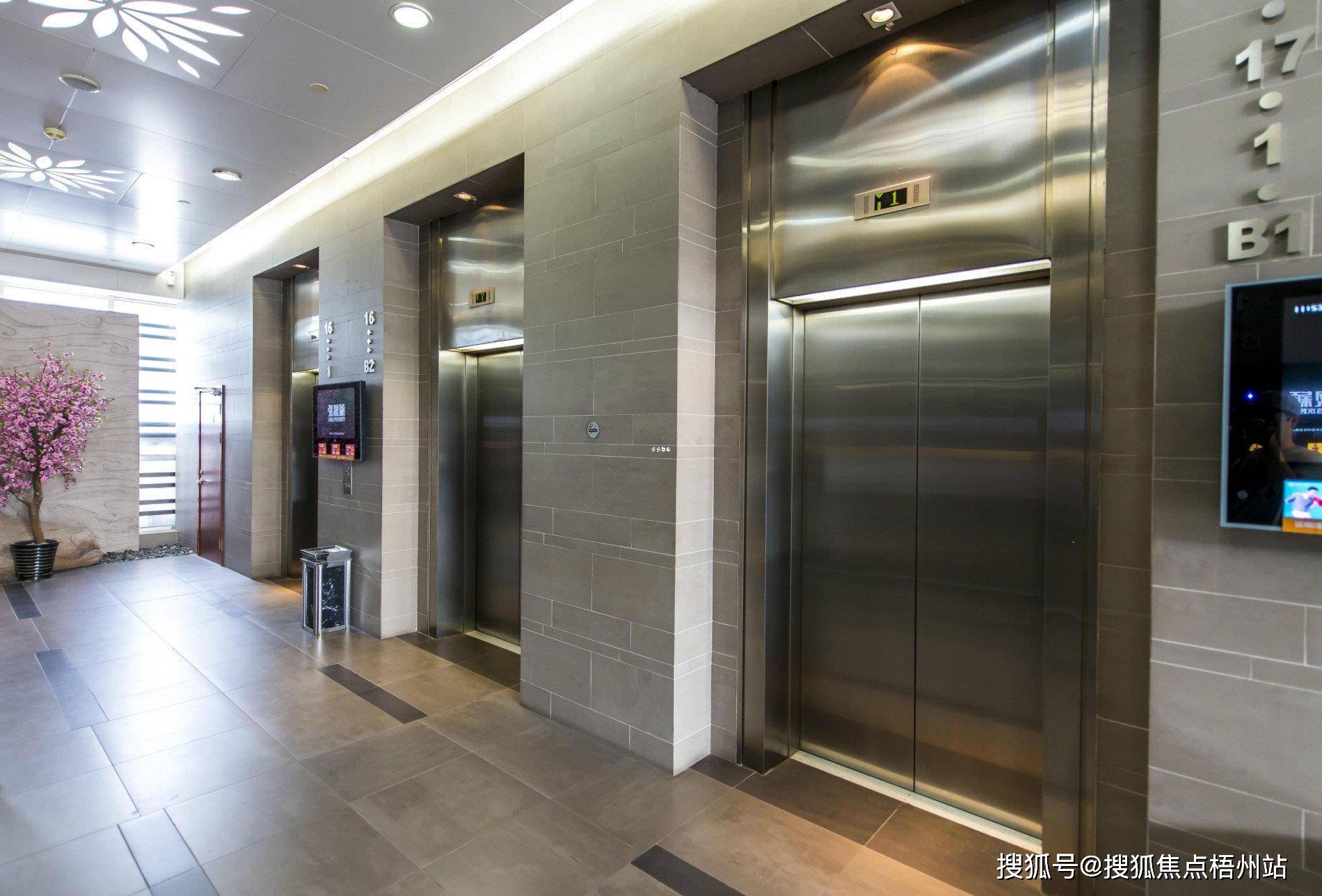 竣工日期:2008年,地理位置:上海长宁区仙霞路333号,层高:净高2.