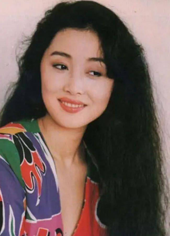 二婚的刘蓓成了张黎的第5任妻子她为何觉得这次肯定幸福