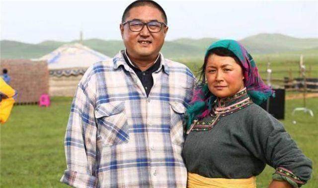 老婆去世后,丈夫做出这样的行为,不禁令人心寒.