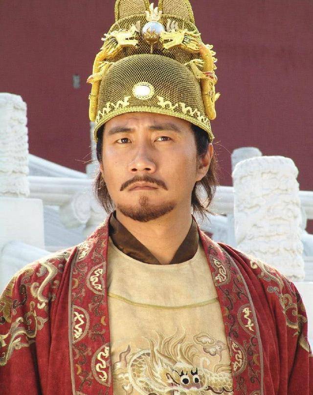 可朱标死后,朱元璋担心孙子受欺负,本着"宁可错杀绝不放过"的原则