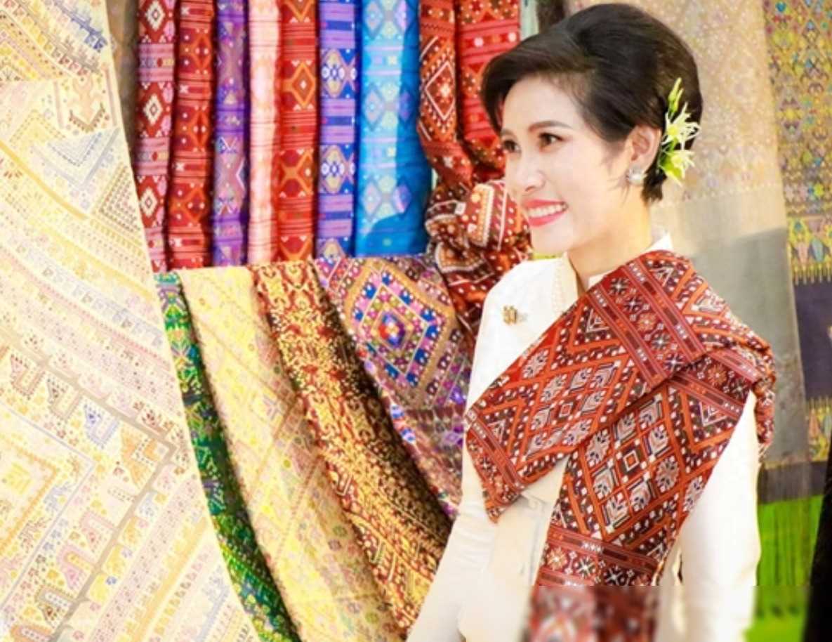 诗妮娜在王室中备受宠幸,备受关注的原因不仅仅在于她