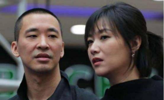 徐静蕾:19岁开始恋爱,后恋上有妇之夫,今48岁只恋爱不结婚_王朔