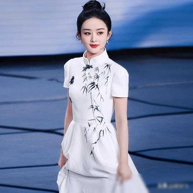 从资源满满到擦边杨颖离开黄晓明后的现状分析