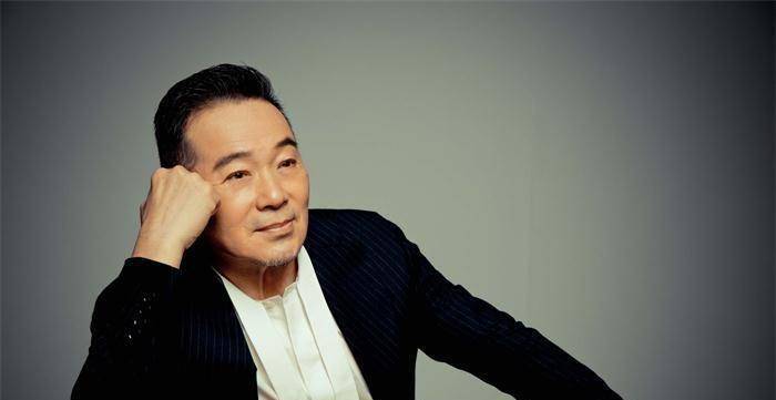 富豪张晨光戏里身价过亿挥金如土戏外穿35年旧衣戏服靠租