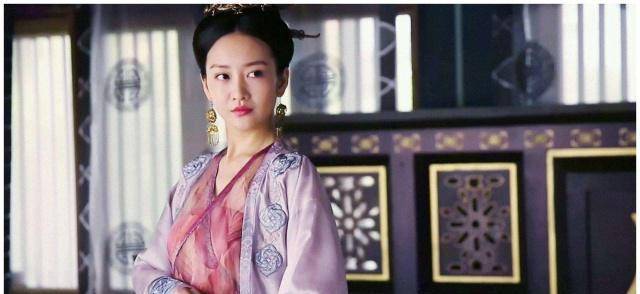 皇后剪掉太监和宫女的头发,第二天又挨个赏赐_曹皇后_李世民_武则天