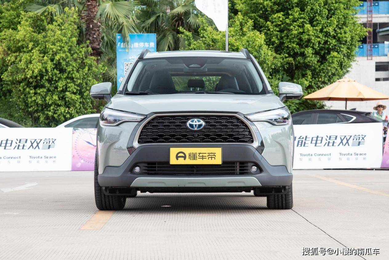 发动机最大马力152ps,最大功率112kw,最大扭矩188n·m,并采用了vvt-ie