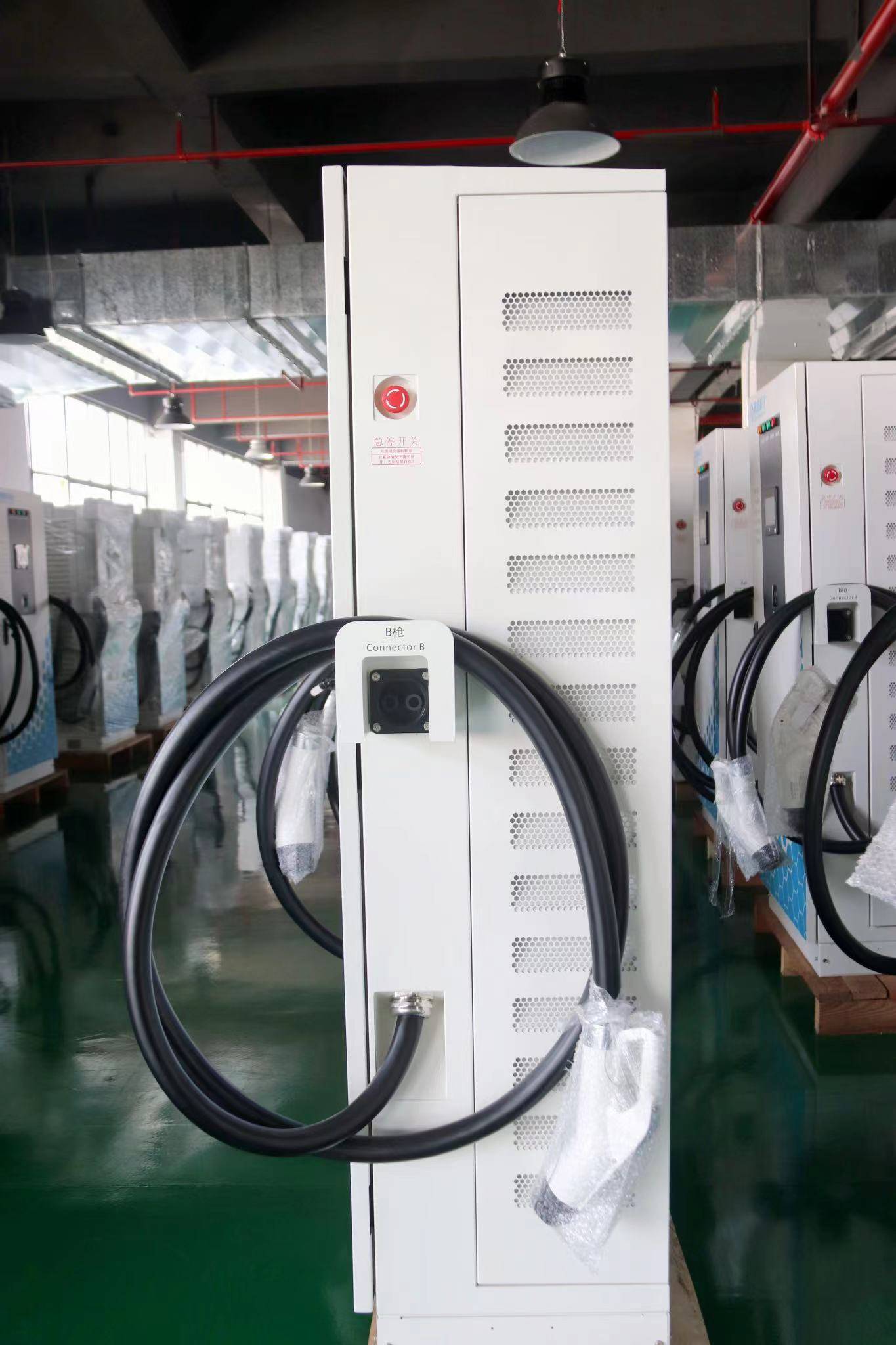 建站爆款120kw直流充电桩