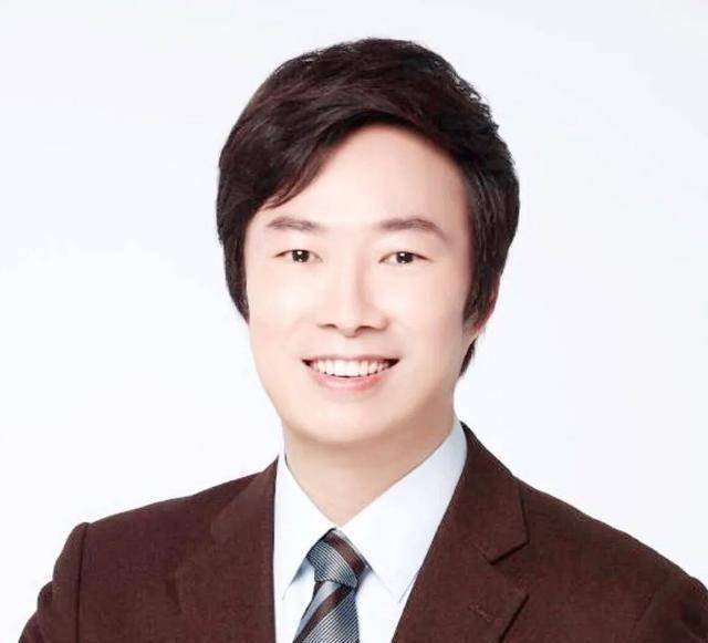 费玉清一边唱着最圣洁的歌,一边开着最快的车,无愧人间宝藏污妖王的