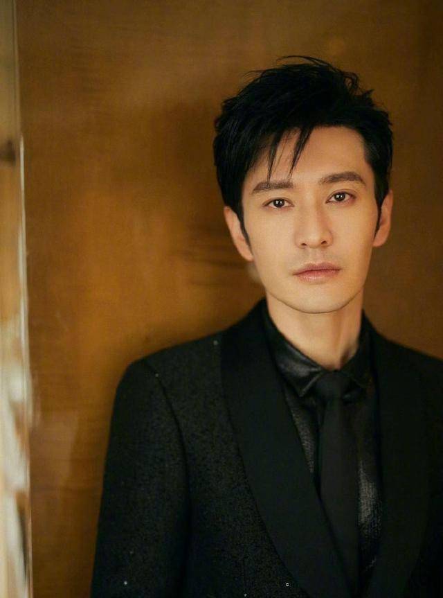 迪丽热巴张艺兴,成毅黄晓明,王一博刘浩存,赵丽颖,沈腾贾玲_姐姐_节目