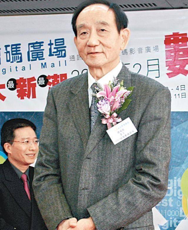 邓成波家族发布讣文罕见不公开家族成员800亿遗产留五个儿子