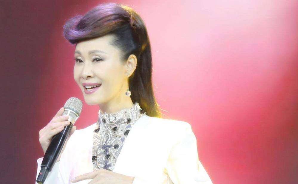 于文华出生于一个河北农村家庭,家境并不好,上面还有一个姐姐,一家人