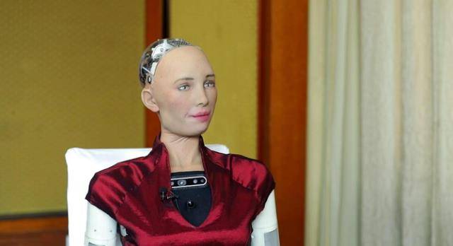 原创机器人索菲亚曾宣称会摧毁人类时隔多年如今怎么样了