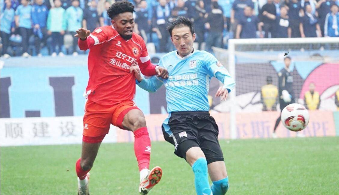 原创大连强队踢疯32击杀辽宁铁人晋级6轮马不败云南玉坤登顶