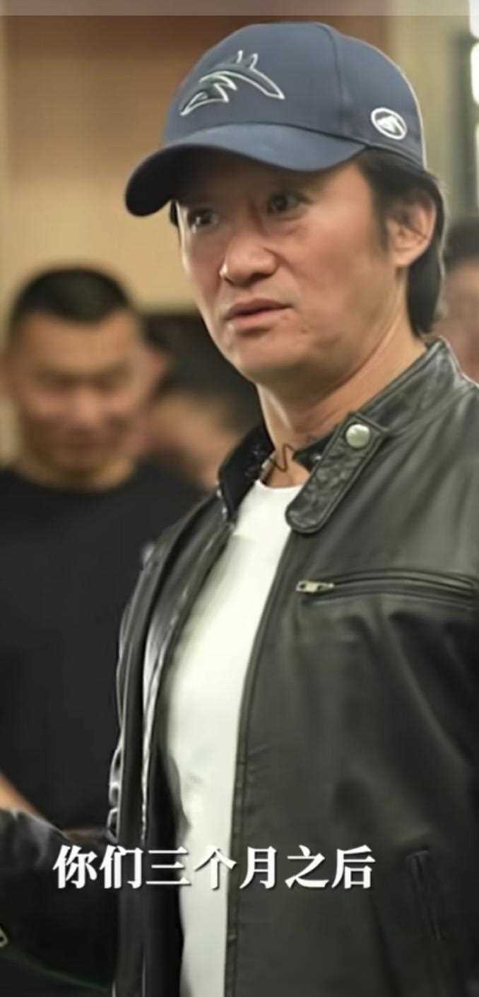 吴京近照显老态皱纹明显引网友热议