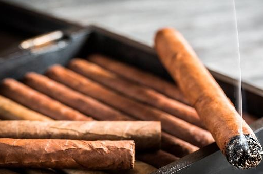 原创老烟枪没有患肺癌怎么年轻人抽烟就患上肺癌