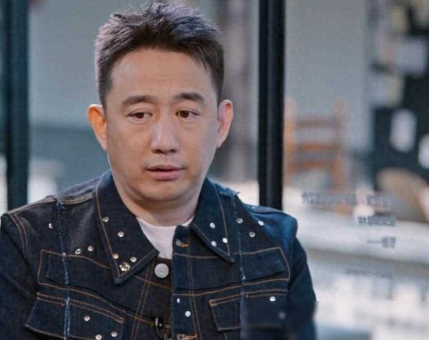 善恶终有报黄磊52岁再次风波人设坍塌结局悲惨终难躲劫难